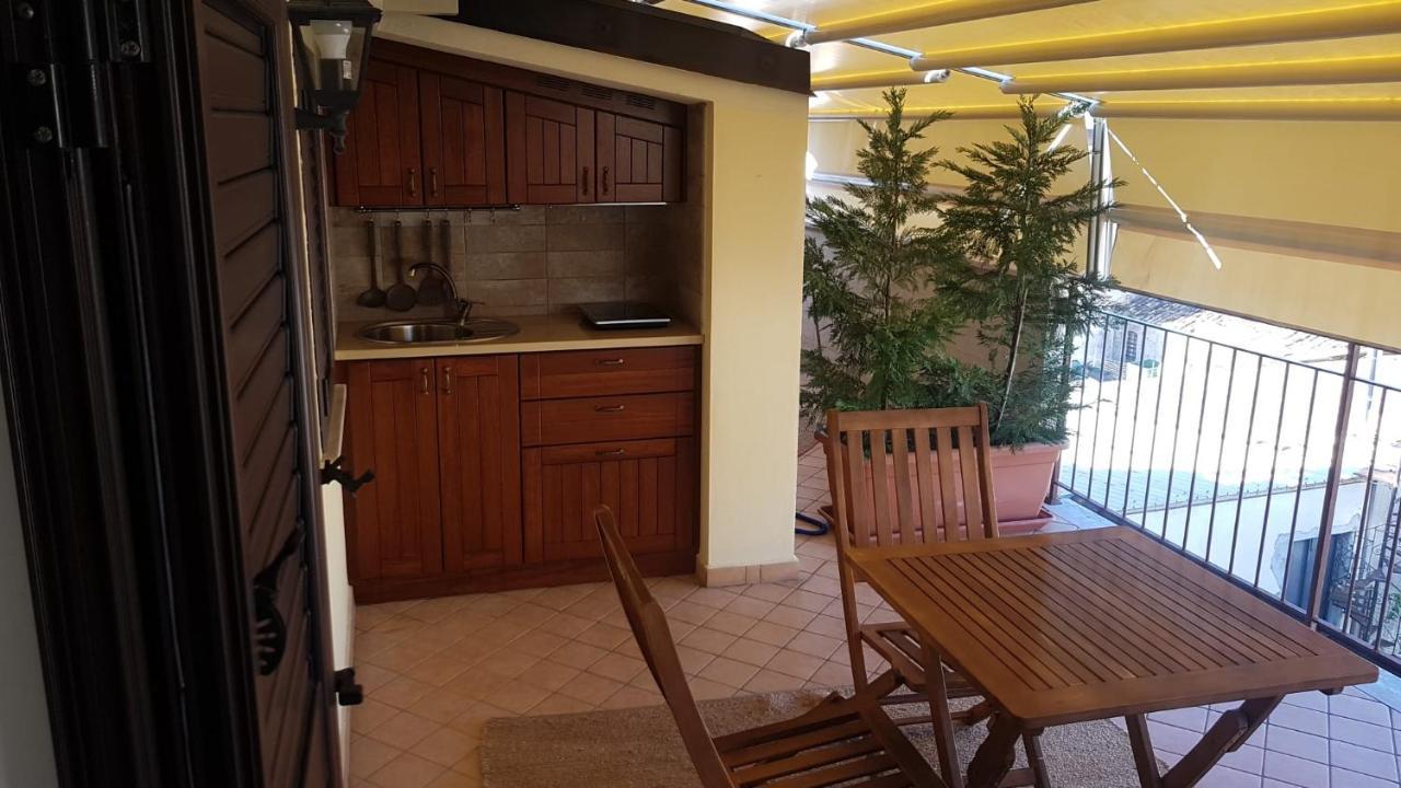 B&B E Casa Vacanza Al Castello Роччелла-Йоніка Екстер'єр фото