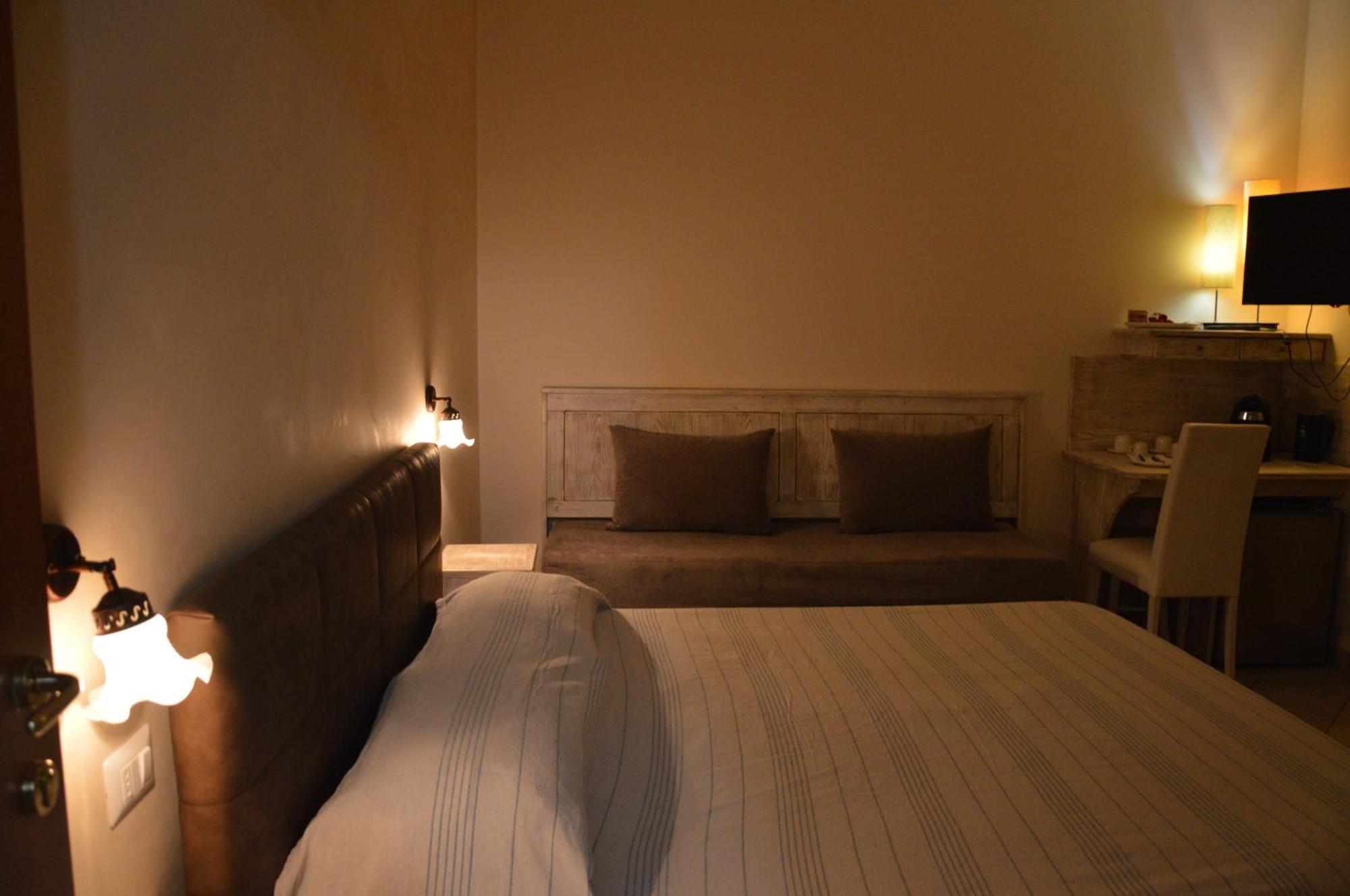B&B E Casa Vacanza Al Castello Роччелла-Йоніка Екстер'єр фото